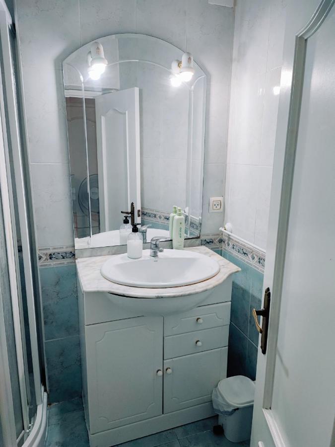 Homestay Doble Or Individual Bed Near Center Free Parking Seville