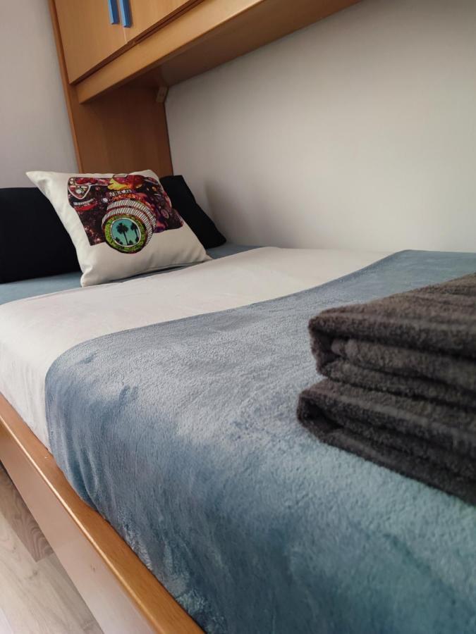 Doble Or Individual Bed Near Center Free Parking Homestay Seville