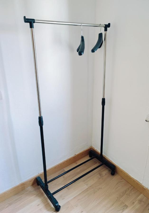 Doble Or Individual Bed Near Center Free Parking * Seville